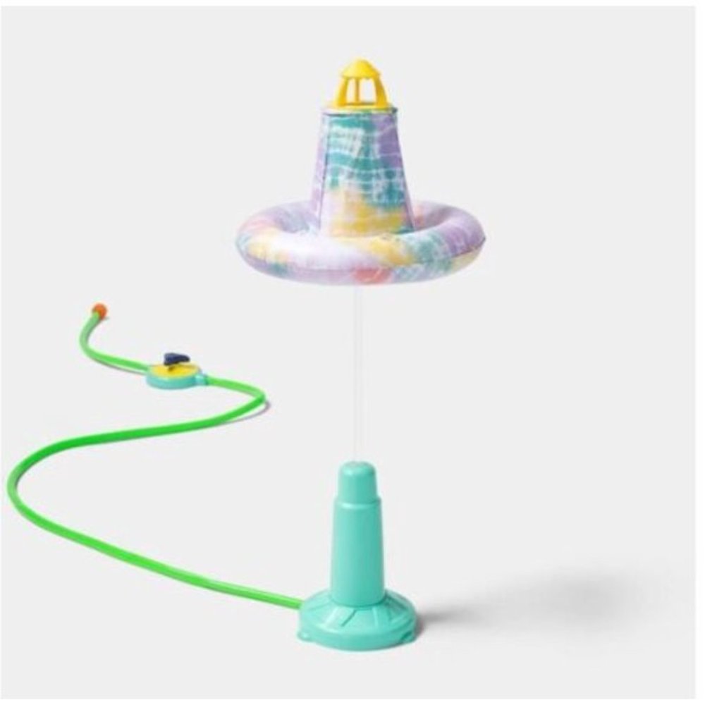 Flying Hover Sprinkler - Sun Squad